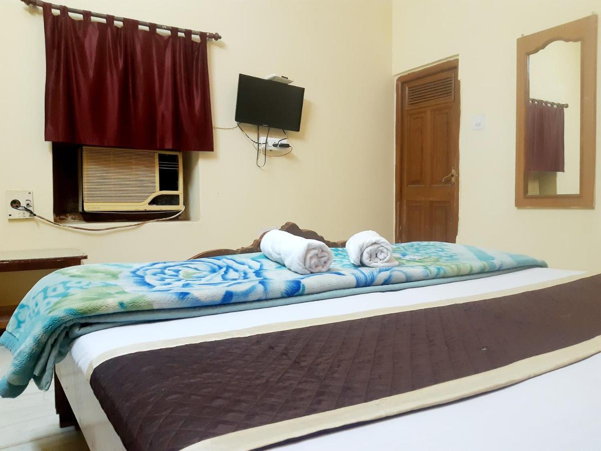 Hotel Nomadic Джайсалмер Экстерьер фото