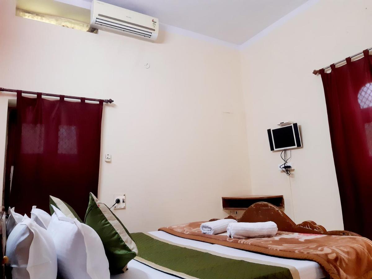 Hotel Nomadic Джайсалмер Экстерьер фото