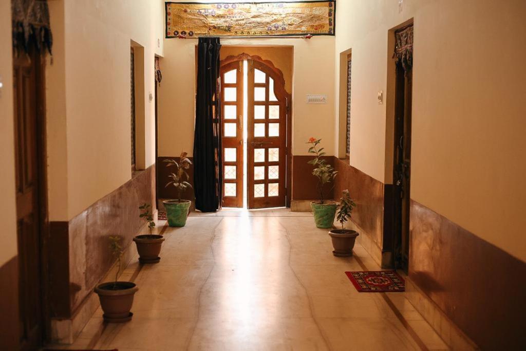 Hotel Nomadic Джайсалмер Экстерьер фото