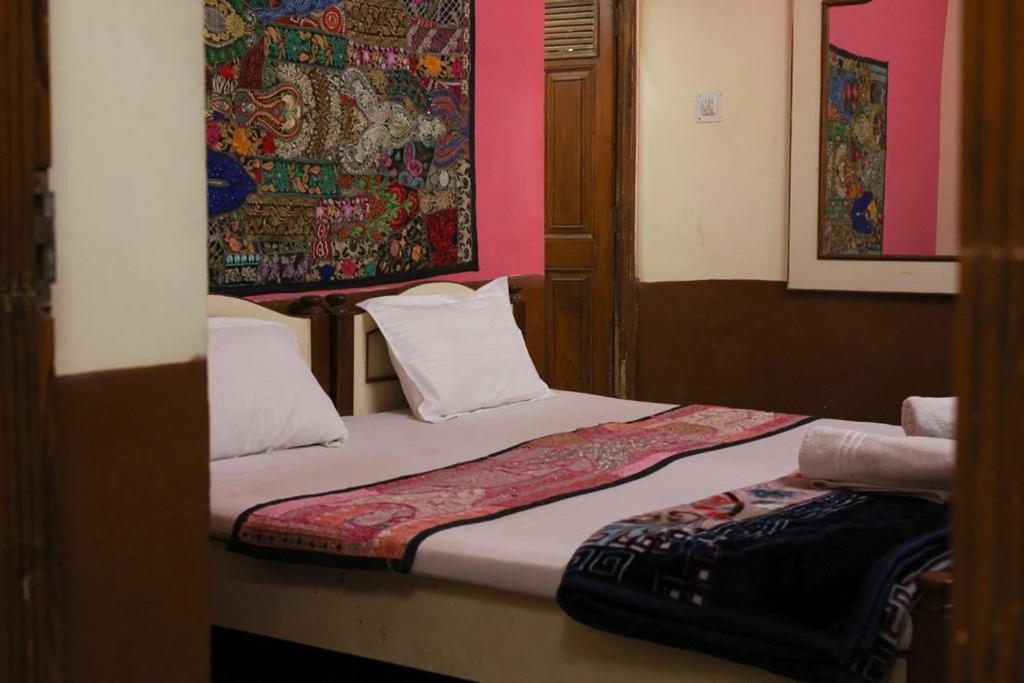 Hotel Nomadic Джайсалмер Экстерьер фото